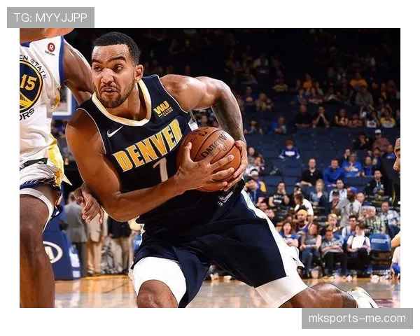 罗伯特·威廉姆斯内线高效挡拆拉开防守空间提升球队篮板率